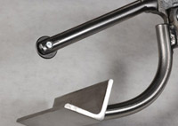 Closeup of JAWS glass tubing cutting tool
